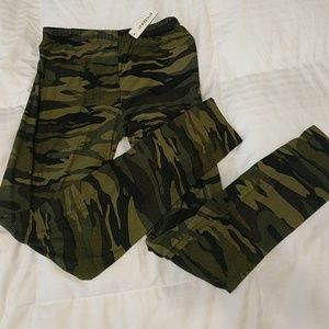 Camo leggings